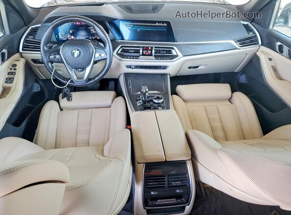 5UXTA6C07N9J40007 2022 BMW X5 White Dashboard view
