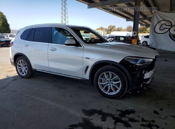 5UXTA6C07N9J40007 2022 BMW X5 White Front right