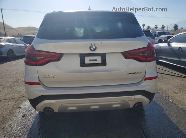 5UXTR7C50KLF23850 2019 BMW X3 White უკანა ხედი