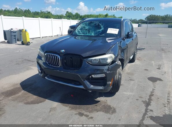 5UXTR7C50KLF30507 2019 BMW X3 Gray Առջևի ձախ երեք քառորդ տեսարան
