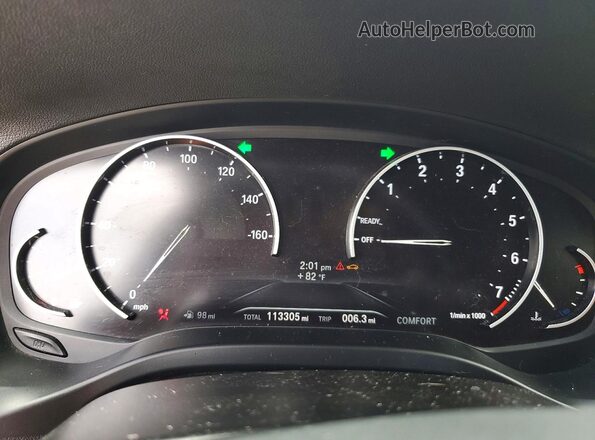 5UXTR7C51KLF26532 2019 BMW X3 White Vista del cuadro de instrumentos