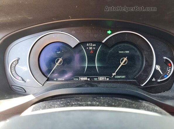 5UXTR7C51KLF31326 2019 BMW X3 Silver Widok zestawu wskaźników