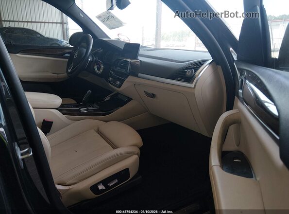 5UXTR7C51KLR45221 2019 BMW X3 Серый Вид салона спереди