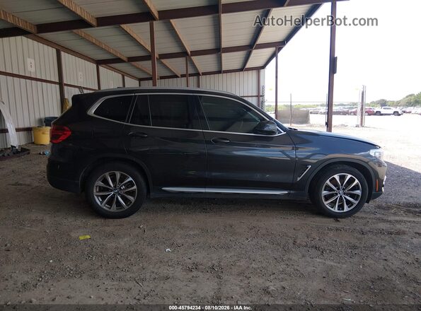 5UXTR7C51KLR45221 2019 BMW X3 Серый Вид задней части салона
