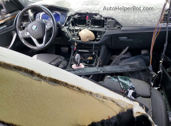 5UXTR7C52KLR45275 2019 BMW X3 Black Vista del salpicadero