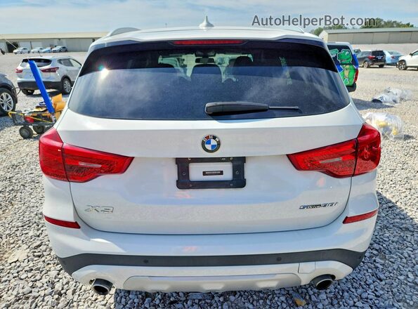 5UXTR7C53KLE97034 2019 BMW X3 White Widok wnętrza z przodu