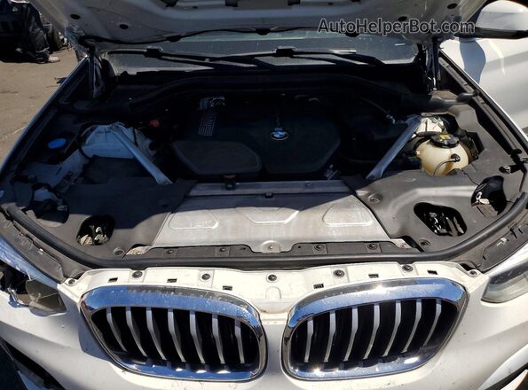 5UXTR7C53KLE97941 2019 BMW X3 White ძრავის განყოფილების ხედი