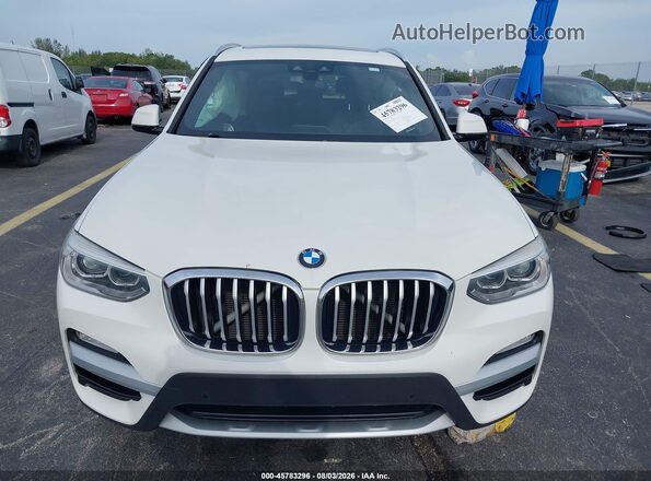 5UXTR7C54KLR50543 2019 BMW X3 White Vista del cuadro de instrumentos