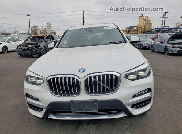 5UXTR7C55KLE96371 2019 BMW X3 White Front view