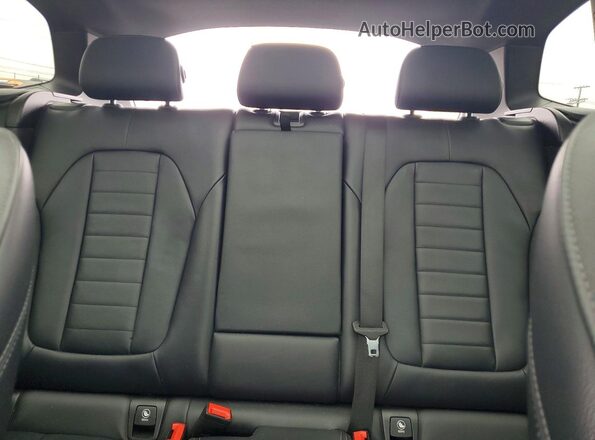 5UXTR7C55KLE96371 2019 BMW X3 White Rear seats view