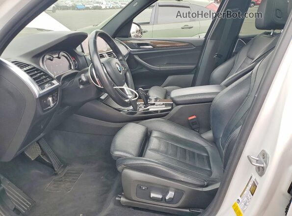 5UXTR7C55KLE96371 2019 BMW X3 White Front interior view