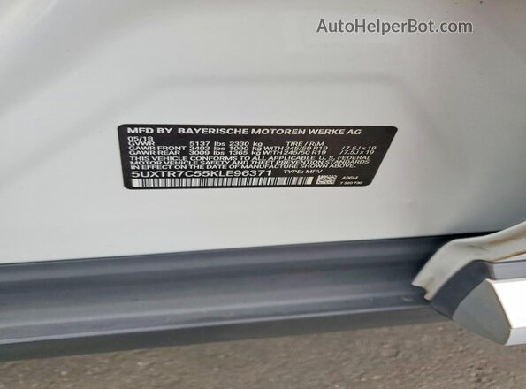 5UXTR7C55KLE96371 2019 BMW X3 White VIN sticker view