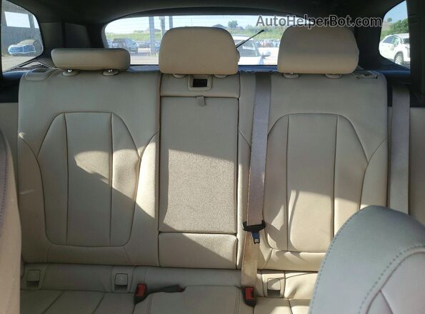 5UXTR7C55KLF28395 2019 BMW X3 Black Widok tylnych siedzeń