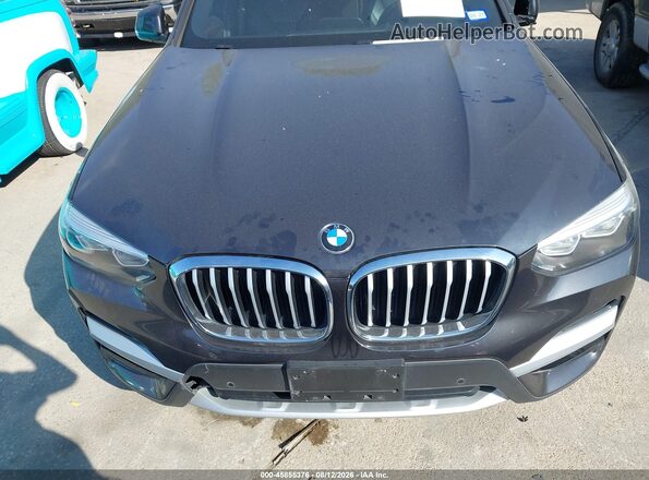5UXTR7C57KLE94976 2019 BMW X3 Gray Widok z przodu