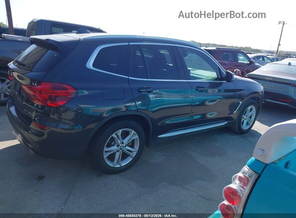 5UXTR7C57KLE94976 2019 BMW X3 Gray Widok wnętrza z tyłu