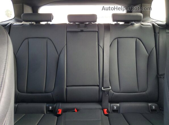 5UXTR7C57KLE96274 2019 BMW X3 Белый Вид задних сидений