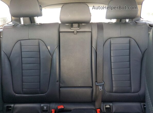 5UXTR7C57KLF30164 2019 BMW X3 White Հետևի նստատեղերի տեսք