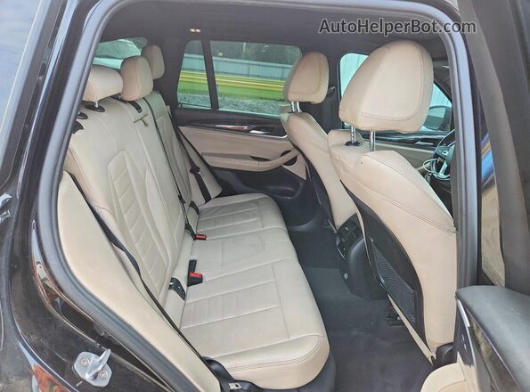 5UXTR7C58KLF37799 2019 BMW X3 Black Вид задніх сидінь