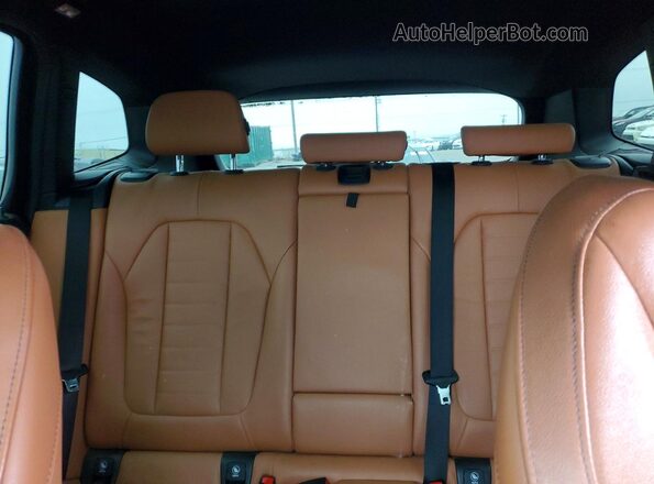 5UXTR7C5XKLR48957 2019 BMW X3 Синий Вид задних сидений