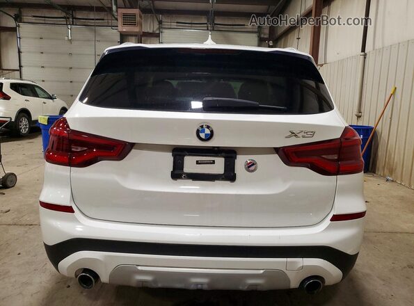 5UXTR9C50JLC81801 2018 BMW X3 White Widok z tyłu