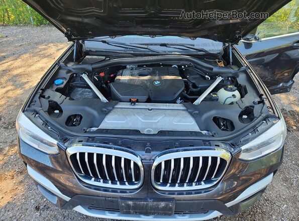5UXTR9C50JLC82477 2018 BMW X3 Black Вид підкапотного простору
