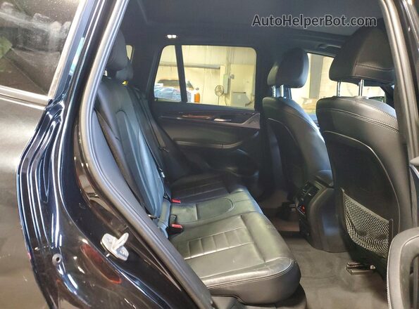 5UXTR9C50JLD59512 2018 BMW X3 Black Սալոնի հետևի տեսք