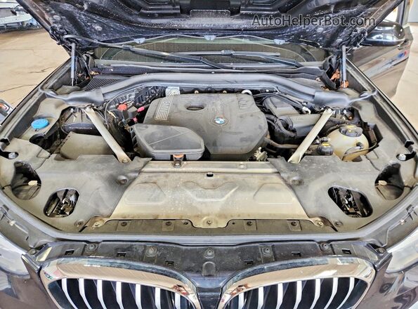 5UXTR9C50KLR04655 2019 BMW X3 Black Widok komory silnika