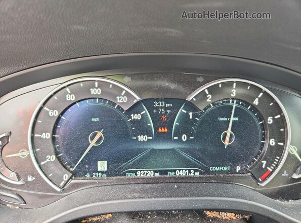 5UXTR9C51KLP88236 2019 BMW X3 Gray ხელსაწყოთა პანელის ხედი