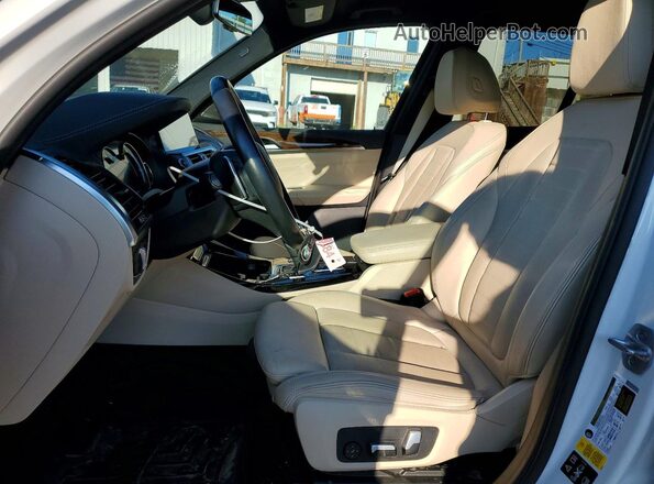5UXTR9C53JLC75569 2018 BMW X3 White Սալոնի դիմացի տեսք