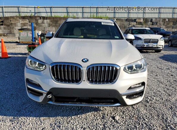 5UXTR9C53JLC75569 2018 BMW X3 White Դիմացի տեսք