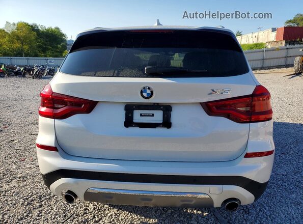 5UXTR9C53JLC75569 2018 BMW X3 White Հետևի տեսք