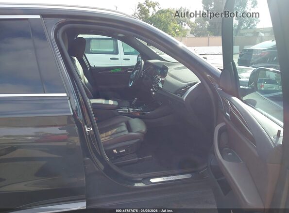 5UXTR9C55JLD63314 2018 BMW X3 Black Widok wnętrza z przodu