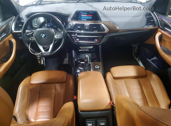 5UXTR9C55KLD96024 2019 BMW X3 White Առջևի վահանակի տեսք