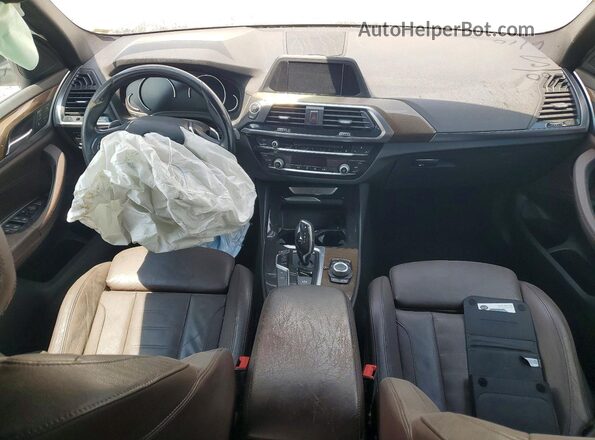 5UXTR9C56JLC72603 2018 BMW X3 White Вид панелі приладів