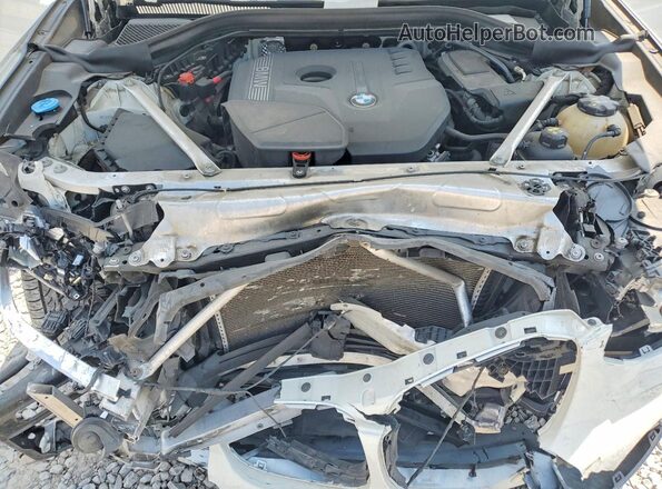 5UXTR9C56JLC72603 2018 BMW X3 White Вид підкапотного простору