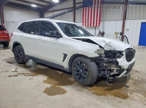 5UXTR9C56JLD67811 2018 BMW X3 White Delantero derecho