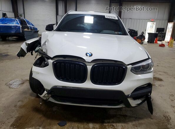 5UXTR9C56JLD67811 2018 BMW X3 White Vista frontal