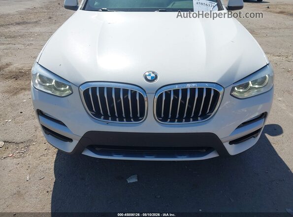 5UXTR9C57JLC80676 2018 BMW X3 White Widok z przodu