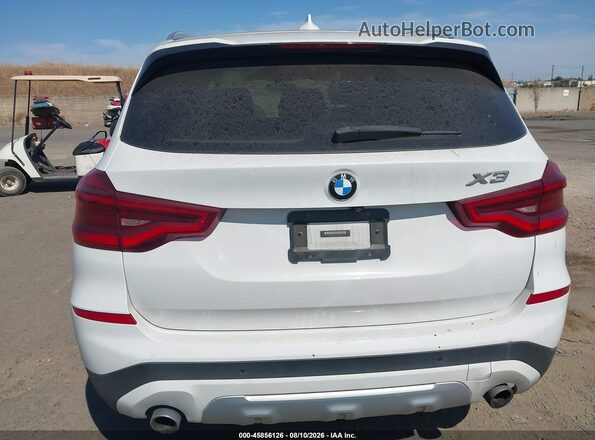 5UXTR9C57JLC80676 2018 BMW X3 White 
