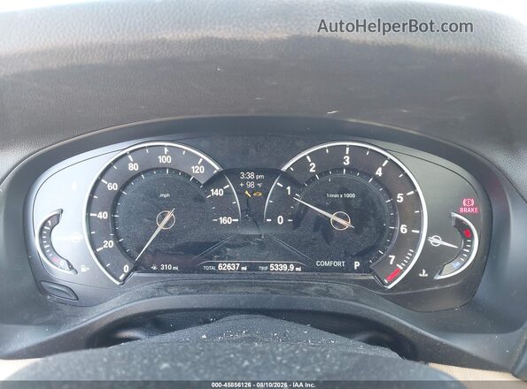 5UXTR9C57JLC80676 2018 BMW X3 White Widok tylnych siedzeń