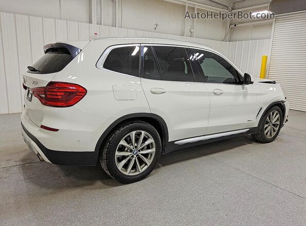 5UXTR9C58JLA13983 2018 BMW X3 Белый Задняя правая четверть