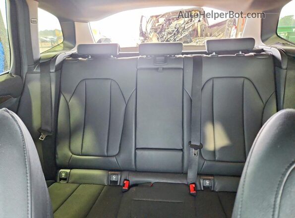 5UXTR9C58JLD62545 2018 BMW X3 White Вид задніх сидінь