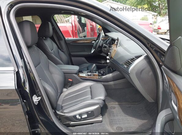 5UXTR9C59JLD63395 2018 BMW X3 Black Widok wnętrza z przodu