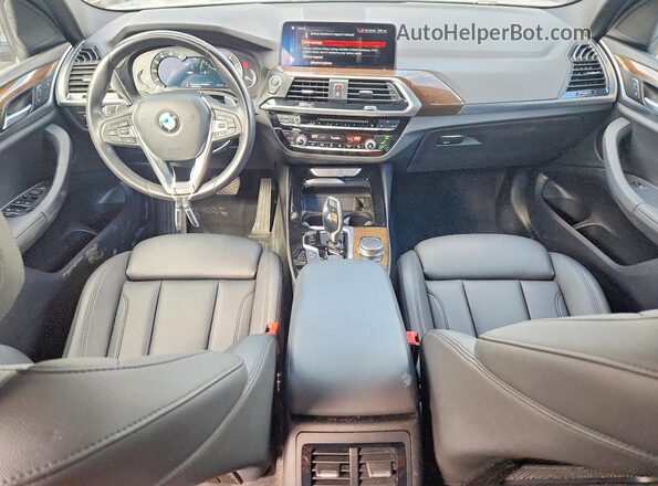 5UXTR9C59KLD90307 2019 BMW X3 Blue Widok deski rozdzielczej