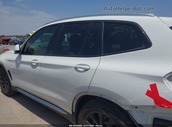 5UXTR9C59KLR07070 2019 BMW X3 White Սալոնի 360 աստիճան տեսք