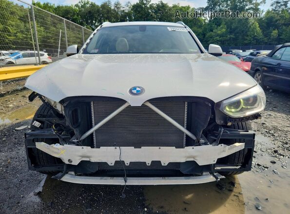 5UXTR9C5XJLC79831 2018 BMW X3 White Vista frontal
