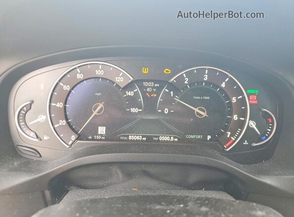 5UXTR9C5XKLE11567 2019 BMW X3 White Вид щитка приладів