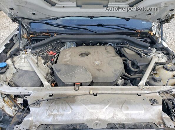 5UXTR9C5XKLE11567 2019 BMW X3 White Вид підкапотного простору