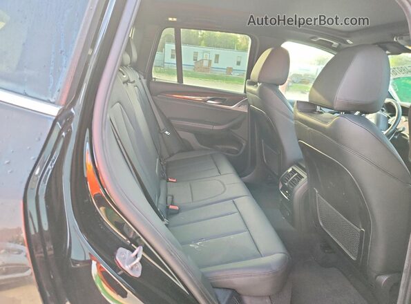 5UXTR9C5XKLP94410 2019 BMW X3 Черный Вид задней части салона