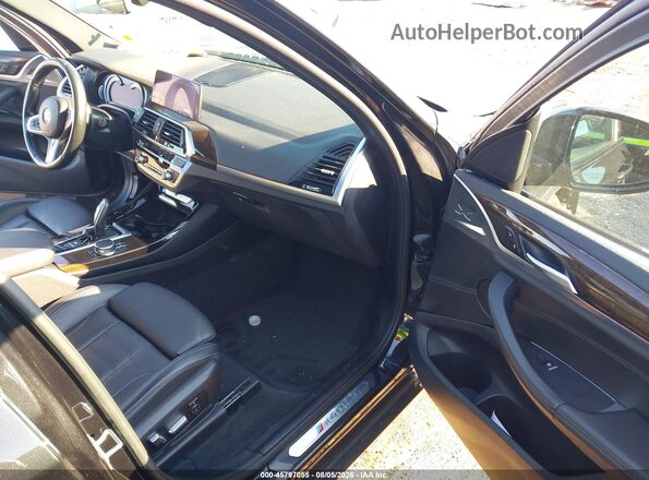 5UXTS3C52K0Z09844 2019 BMW X3 Black Вид салону спереду